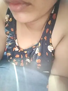 Snapshot of Priya-bhabi012 chatting on June 6, 1:43 am Priya-bhabi012 online show from June 6, 1:43 am