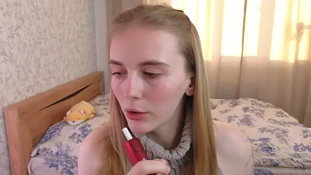 HalieCross online show from February 27, 4:31 am