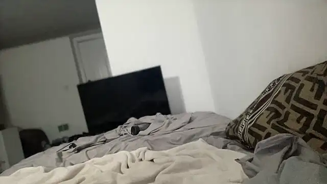 Snapshot of Daddybigdick333 chatting on January 1, 10:35 pm Daddybigdick333 online show from January 1, 10:35 pm