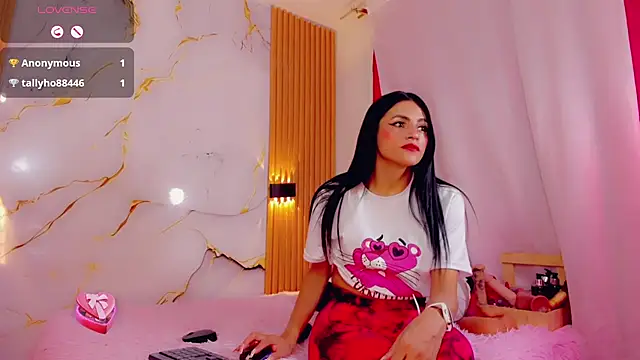 BrendaSquirtx online show from February 8, 5:08 pm