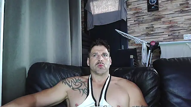 XxBigboybandxX online show from November 2, 1:02 pm