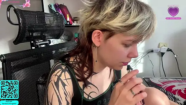 EngelAlman online show from February 22, 7:08 am