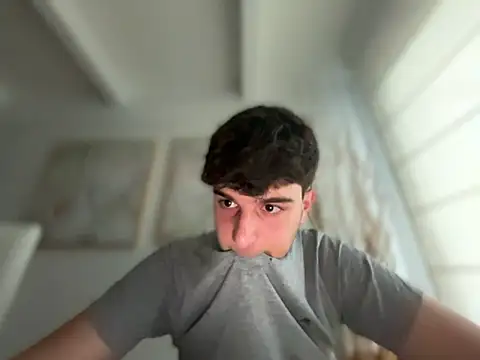 Snapshot of Pablogn24 chatting on January 29, 6:18 pm Pablogn24 online show from January 29, 6:18 pm