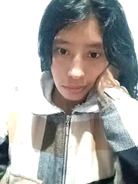 karolinee 66  online show from December 18, 7:30 pm