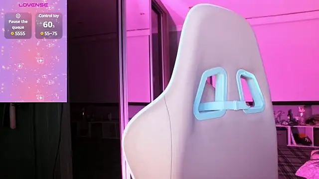 Daisydelicious online show from February 15, 11:06 am