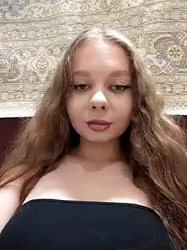 Snapshot of Ekaterina27 chatting on July 23, 9:29 am Ekaterina27 online show from July 23, 9:29 am