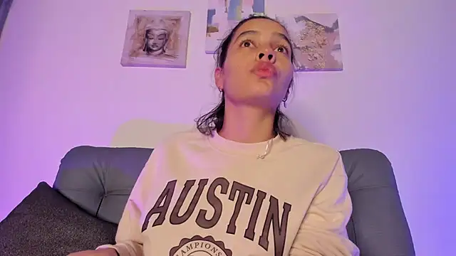 samara jonness online show from March 13, 8:37 am