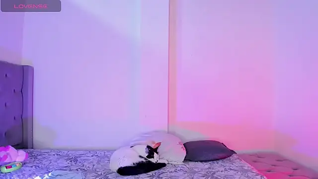 samara jonness online show from November 27, 2:02 am