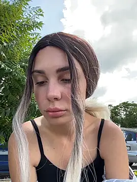 SandraCarter online show from June 17, 7:33 am