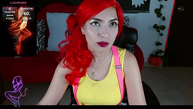 Carolaine69  online show from October 17, 2:41 pm