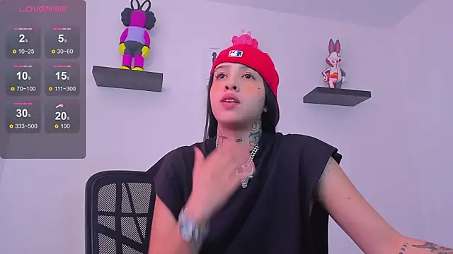 Gangster Girl online show from March 20, 2:42 pm