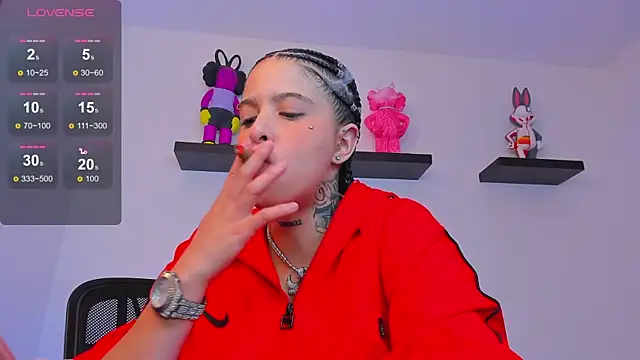 Gangster Girl online show from March 21, 1:34 am