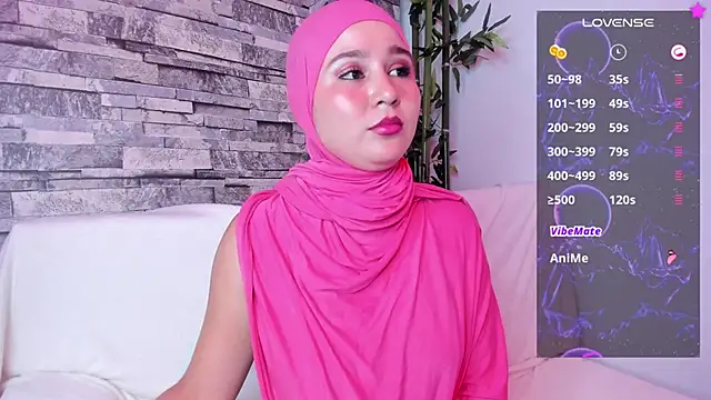 Snapshot of SamiQuest chatting on January 18, 4:48 am SamiQuest online show from January 18, 4:48 am