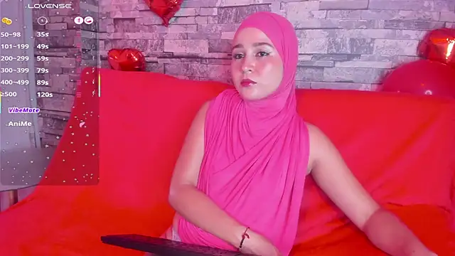 Snapshot of SamiQuest chatting on February 8, 3:52 am SamiQuest online show from February 8, 3:52 am