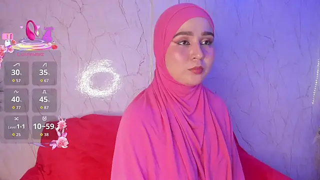 Snapshot of SamiQuest chatting on September 17, 4:03 am SamiQuest online show from September 17, 4:03 am