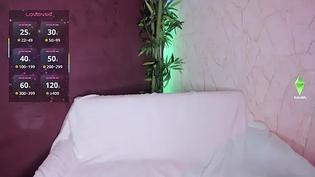 Snapshot of SamiQuest chatting on September 27, 4:28 am SamiQuest online show from September 27, 4:28 am