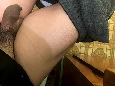 Snapshot of Adateen chatting on November 18, 9:58 am Adateen online show from November 18, 9:58 am