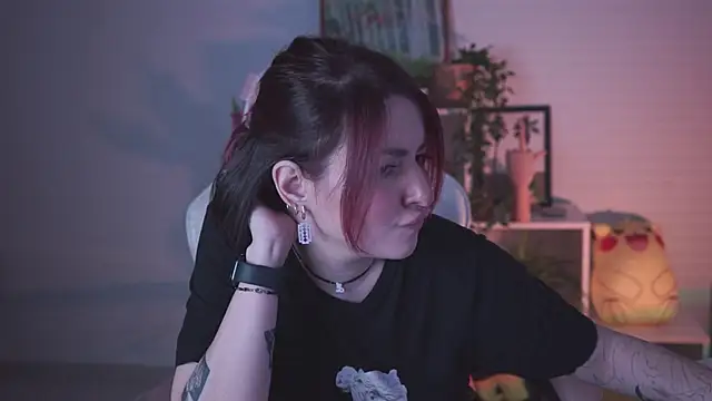 Snapshot of Lana__May chatting on December 21, 9:58 pm Lana May online show from December 21, 9:58 pm