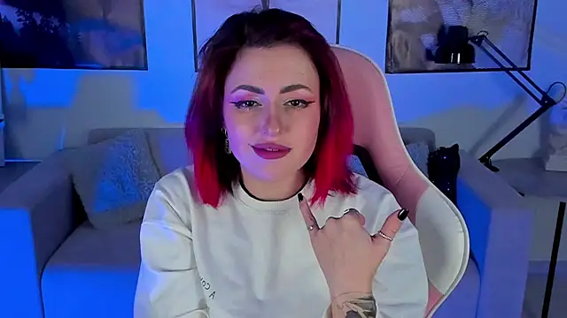 Snapshot of Lana__May chatting on January 18, 11:32 am Lana May online show from January 18, 11:32 am