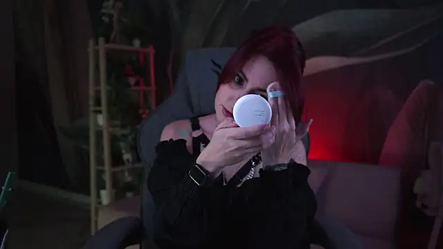 Snapshot of Lana__May chatting on October 23, 6:13 am Lana May online show from October 23, 6:13 am