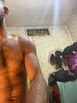 Snapshot of GaaTto chatting on February 10, 1:35 am GaaTto online show from February 10, 1:35 am