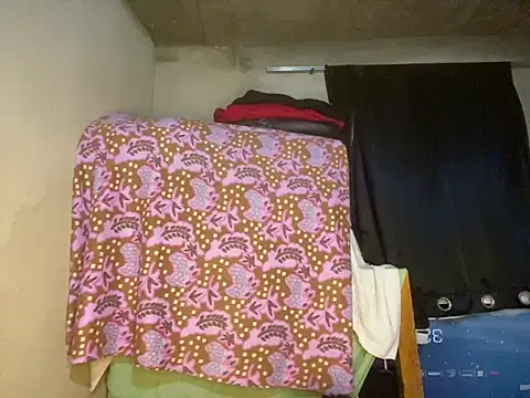 Snapshot of GaaTto chatting on March 18, 3:31 am GaaTto online show from March 18, 3:31 am