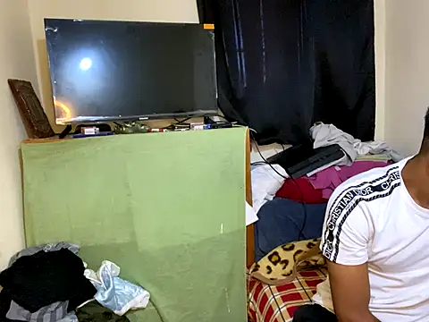 Snapshot of GaaTto chatting on October 1, 10:10 am GaaTto online show from October 1, 10:10 am