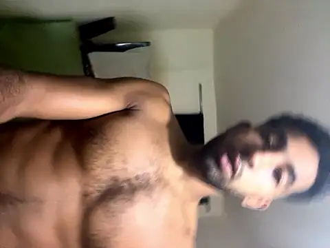 Snapshot of GaaTto chatting on October 13, 12:54 am GaaTto online show from October 13, 12:54 am