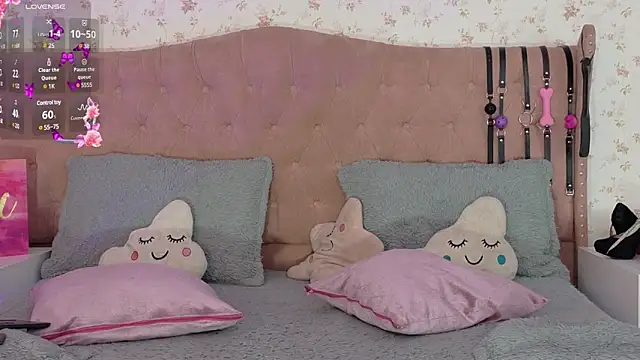 AvrillThomas online show from February 7, 3:19 pm