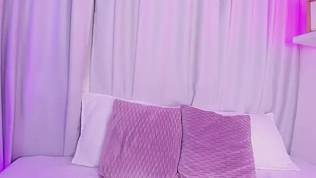 Snapshot of susyy7 chatting on October 26, 7:31 pm susyy7 online show from October 26, 7:31 pm