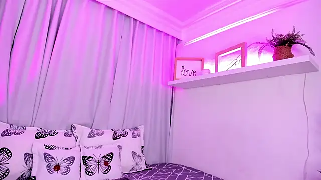 Snapshot of susyy7 chatting on November 19, 7:25 pm susyy7 online show from November 19, 7:25 pm