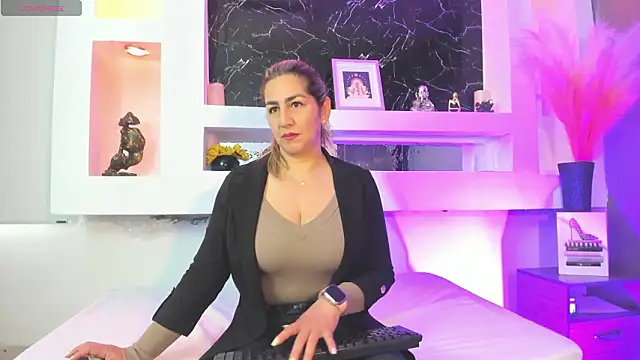 Cinthya mjs online show from February 14, 1:08 pm