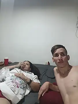 Milfvalesk online show from June 9, 8:53 pm