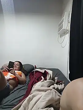 Milfvalesk online show from June 14, 8:44 pm