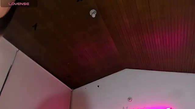 Snapshot of Melody_Ds chatting on December 10, 2:48 am Melody Ds online show from December 10, 2:48 am