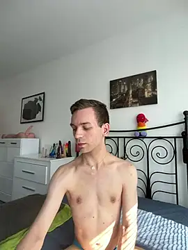 nickdtr online show from June 30, 7:53 am
