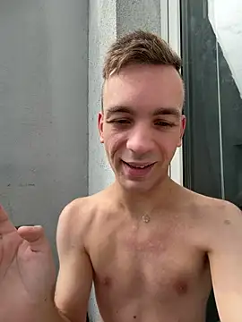 nickdtr online show from July 24, 8:56 am