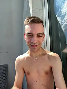 nickdtr online show from July 28, 9:48 am