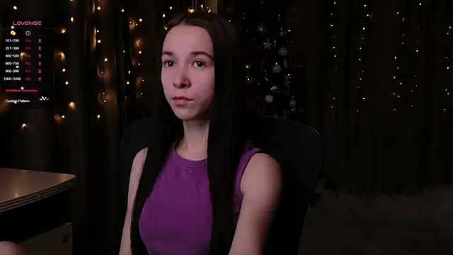 Snapshot of LilithStrangfor chatting on January 8, 9:28 pm LilithStrangfor online show from January 8, 9:28 pm