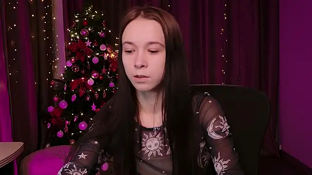 Snapshot of LilithStrangfor chatting on January 11, 9:31 pm LilithStrangfor online show from January 11, 9:31 pm