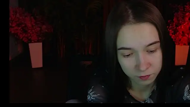 Snapshot of LilithStrangfor chatting on February 24, 9:46 pm LilithStrangfor online show from February 24, 9:46 pm