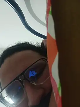 beautiful hands  online show from February 13, 9:16 am