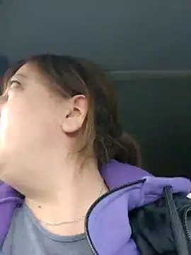 Snapshot of larylary6969 chatting on January 17, 2:39 pm larylary6969 online show from January 17, 2:39 pm