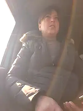 Snapshot of larylary6969 chatting on February 9, 8:00 am larylary6969 online show from February 9, 8:00 am