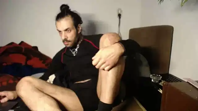 P4RtYBOII92 online show from February 23, 9:23 pm