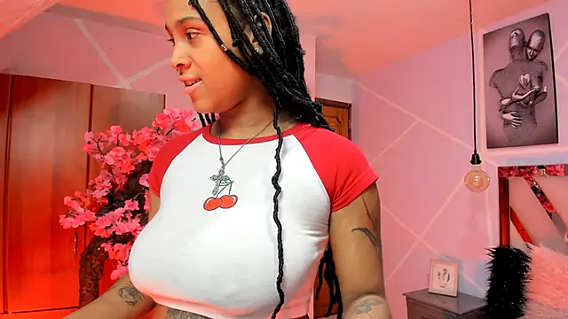 Elith noa online show from September 18, 7:27 pm