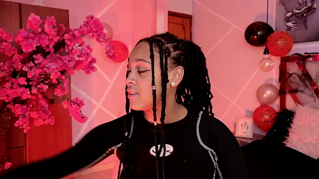 Elith noa online show from October 16, 7:26 pm