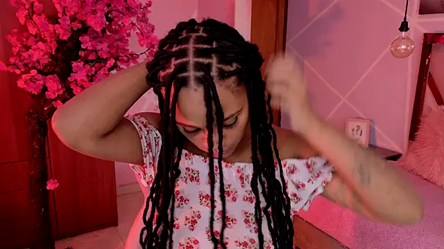 Elith noa online show from November 1, 8:22 pm