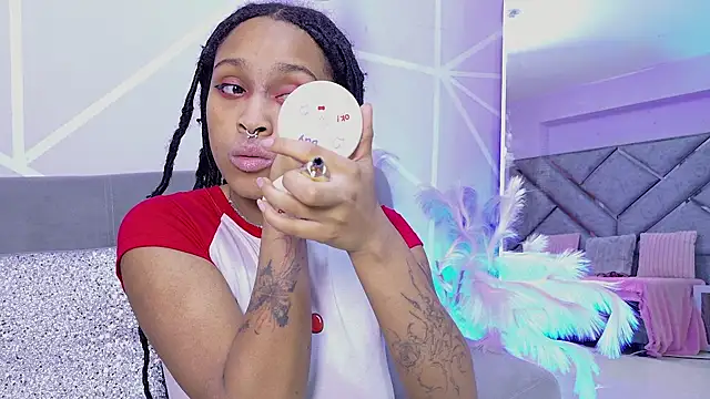 Elith noa online show from January 10, 7:26 pm