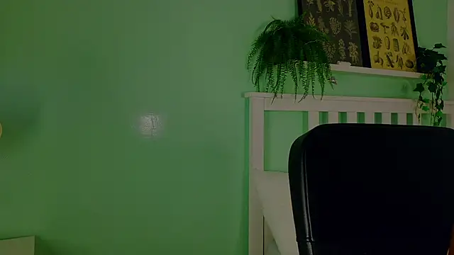 Snapshot of briannajackson_ chatting on October 6, 11:40 am briannajackson online show from October 6, 11:40 am